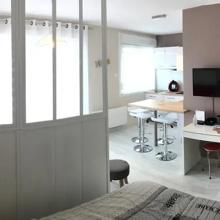 Charmant Studio 25 M2, 900M De La Plage Les Sables-d'Olonne Exterior photo
